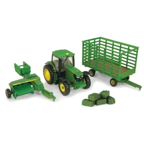 1:64 John Deere Tractor Baling Set 6210R