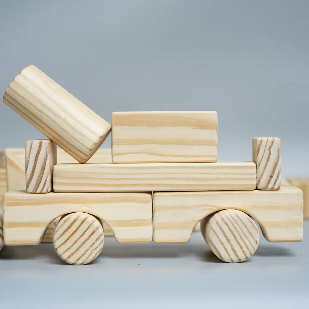 Natural Wooden Building Blocks Set (34 pcs & 1 Plank)